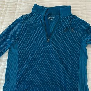 Boys Under Armor heat gear quarter zip